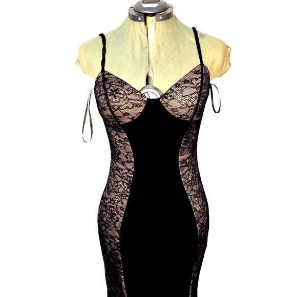 Woman Windsor dark romantic lace velvet croquette bodycon maxi dress size M - Picture 2 of 13